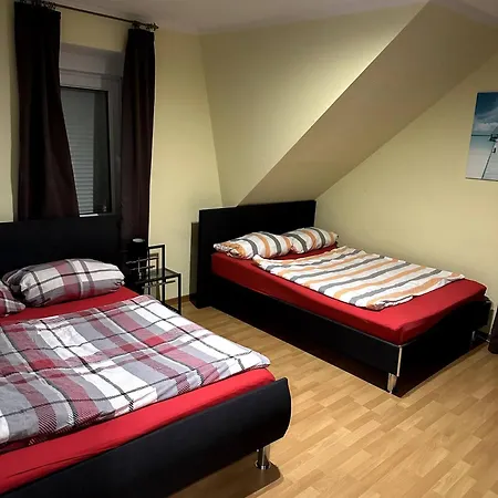 דירה Large For 3-10 People Near Halle And Leipzig *